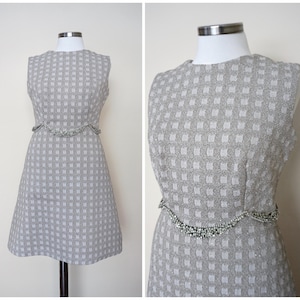 60s Vintage Cocktail Mini Dress / 1960s Shiny Knit Party Dress / Sliver Glitter Evening Dress / S-M