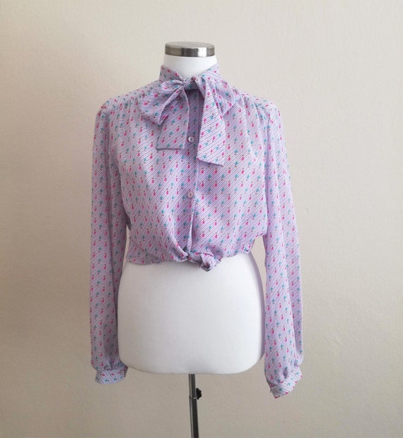 Tulip Patterned 90s Vintage Chiffon Blouse / Flor… - image 1