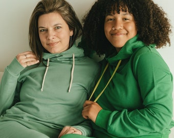 Viento Hoodie, Organic Cotton Fleece Hoodie: High Neckline, Deep Pockets