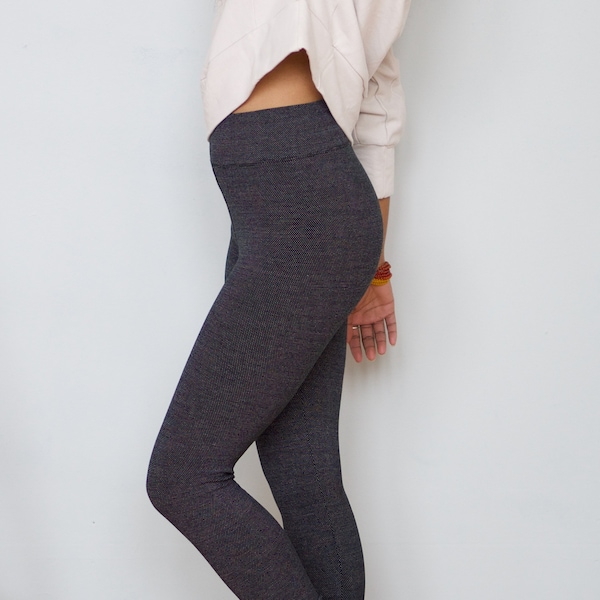 Dotty Leggings - Organic cotton jaquard thick leggings - black with white dots thick leggings