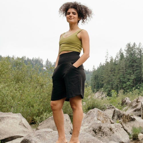 knee length flowy shorts