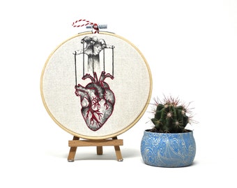 Anatomical Heart Embroidery Hoop - Wall Art - Valentine's Day Love Gift - Valentine's Day Gift - Gift for home