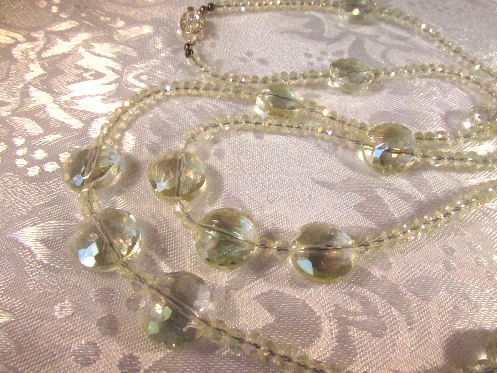 Collier de perles de cristal chinois pâles collier de flapper | Etsy