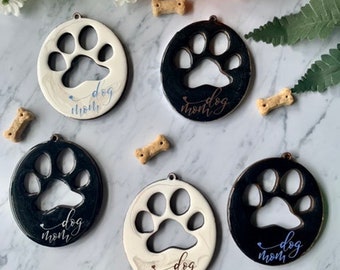 Dog mom- Dog paw  dog mom wooden  ornaments dog mom gift pet parent gift mothers da