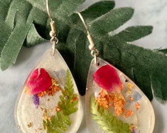 Resin tear drop |Floral earrings   handmade earrings | boho style Summer Jewelry |Botanical earrings