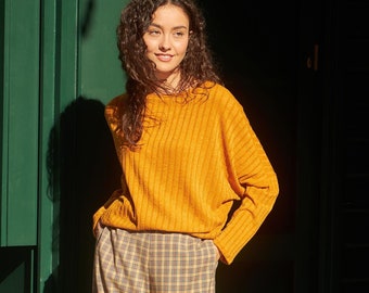 Dolman Sleeve Top Sewing Pattern: Batwing Blouse (Sizes 10-18) (PDF)