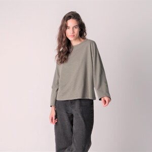 Slouchy Tee Sewing Pattern for Women, Sizes 20-28 (PDF)