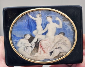 18th century 1760s fine snuff box solid gold mount