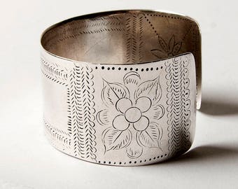 Antique Hill Tribe bracelet, Thailand Vietnam