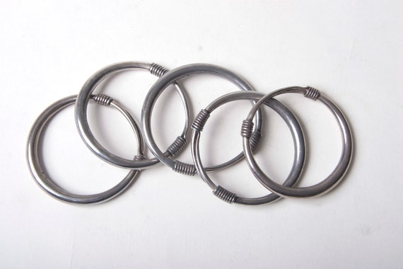 Well made solid silver bangle from the Golden Tri… - image 6