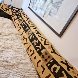 Very Long beautiful vintage Kuba bark cloth panel. Congo