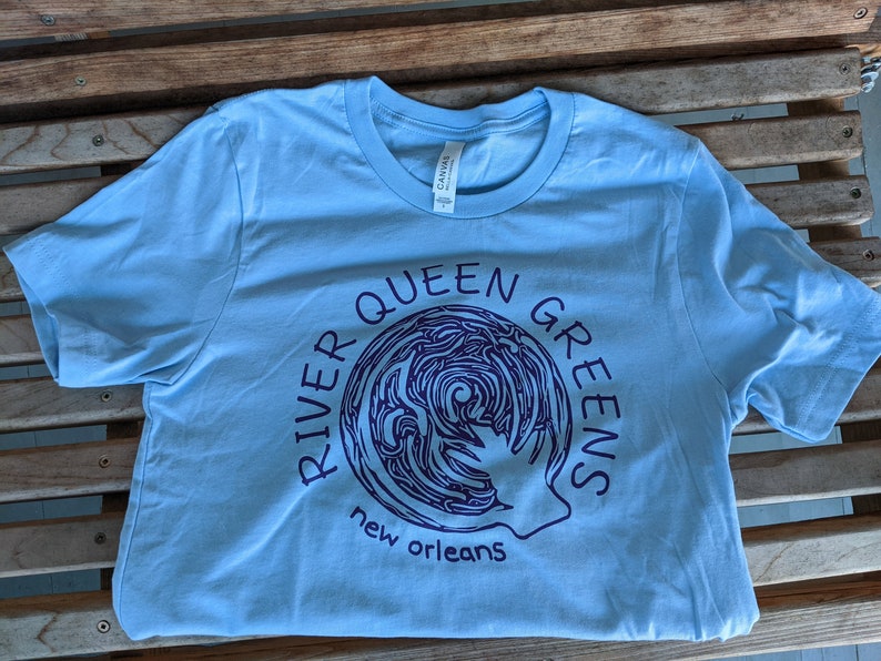 River Queen Greens-T-shirt Baby Blue