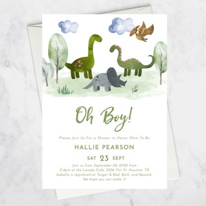 K&ouml;nnte beinhalten: Eine Babyparty-Einladung mit einer Aquarell-Illustration von Dinosauriern und dem Text "Oh Boy!"  Please Join Us For a Shower to Honor Mom-To-Be HALLIE PEARSON SAT 23 SEPT Join us from September 24, 2020 from 2-4pm at the Laredo Cafe. 3306 71st St. Houston, TX Isabella is registered at Target & Bed, Bath, and Beyond... We hope you can make it!"