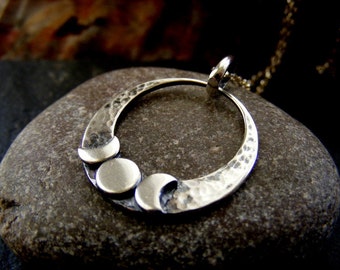 Silver Triple Moon Crescent Hammered  Pendant Necklace  Circle Celestial Pendant