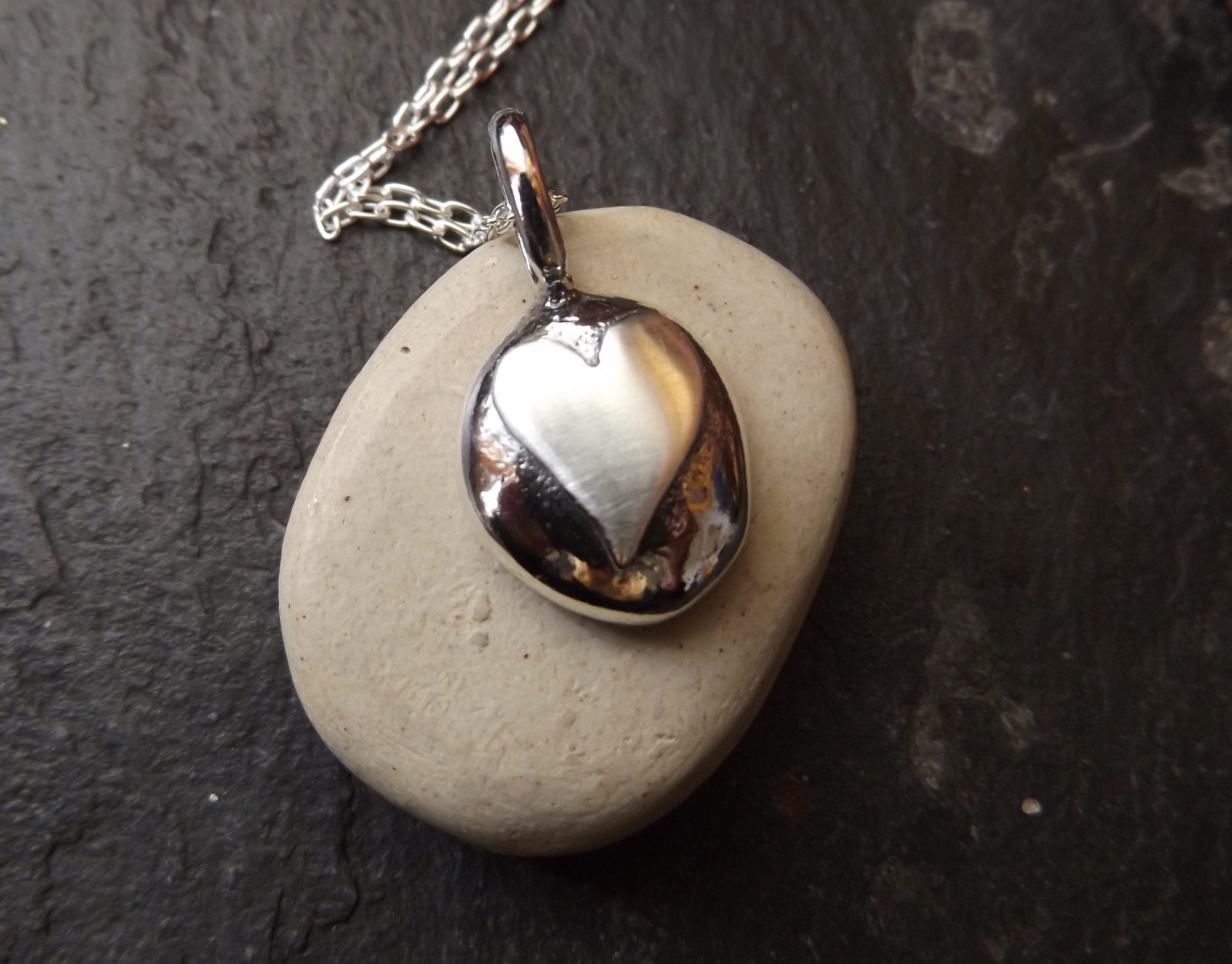【just LoveR.】24SS★ Classic Pebble Necklace Classic Pebble Necklace - just LoveR. | 60% - Asian Fashion