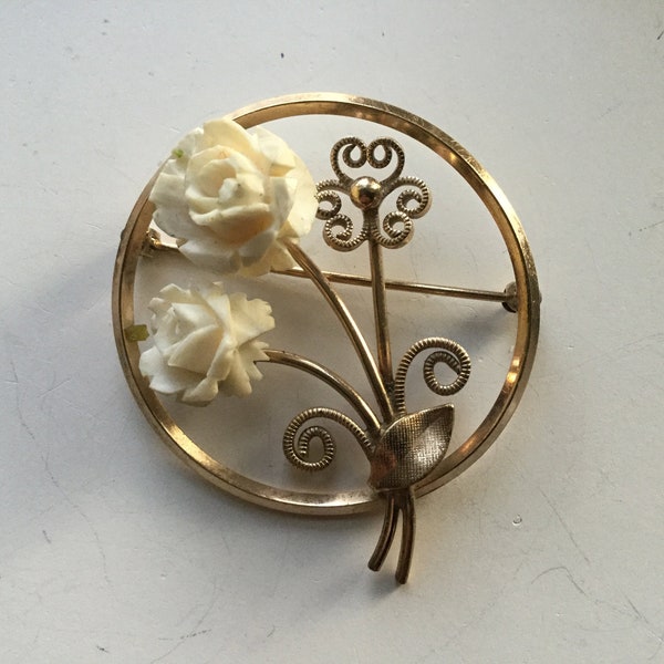 Winard 12K GF Flower Brooch Carved Celluloid Roses Gold Filled Romantic Communion Bridal Wedding Bouquet Collectible Signed Classic Gift