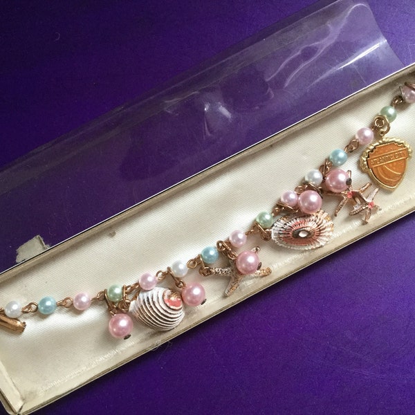 Vintage Atlantic City Souvenir Charm Bracelet 7” Jersey Shore Faux Pearls Dangles Shells Starfish Medallion Memorabilia NOS Gift