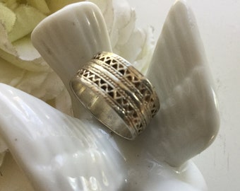 Sterling Filigree Wedding Band Ring Artisan Size 6 1/2 Wide 925 Bridal Accessory Purity Valentine Engagement Promise Romance Vintage  Gift