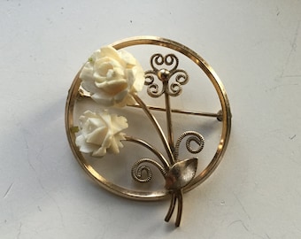 Winard 12K GF Flower Brooch Carved Celluloid Roses Gold Filled Romantic Communion Bridal Wedding Bouquet Collectible Signed Classic Gift