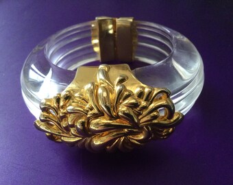 Vintage Inna Cytrine Paris Lucite and Gold Bangle – The  Vintage French Inna Citrine jeweled bracelet display picture 1