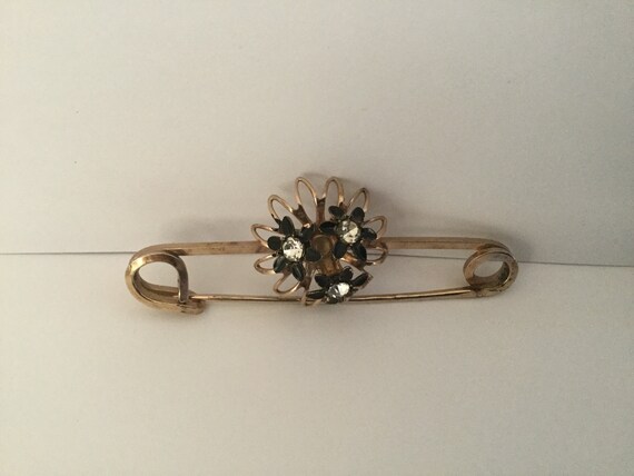 Vintage Kilt Pin Rhinestone Enamel Flowers Blanket