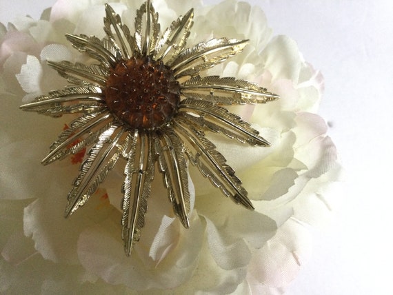 Sarah Coventry Sunflower Brooch Pendant Dimension… - image 10