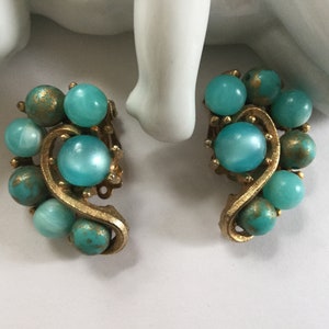 Vintage Blue Gold Swirl Earrings Clips 60s Marbleized Balls Cats Eye  Orbs Swirls Summer Vintage Wedding &quot;Something Blue&quot; Bridal