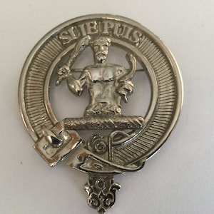 Clan Badge Pin Brooch Pewter Si Je Puis &quot;I Will if I Can&quot;  Kilt Hat Scarf Vintage Celtic Scotland Generic Jewelry Gift