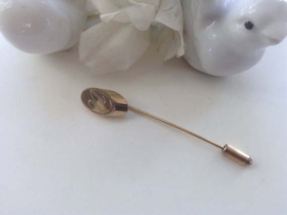 Inital N Stick Pin Gold tone Script Monogram Alph… - image 1