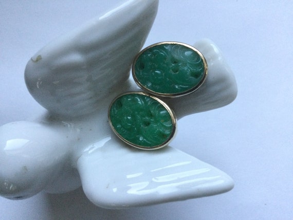 Vintage Jadeite Carved Earrings Clips Oval Green … - image 2