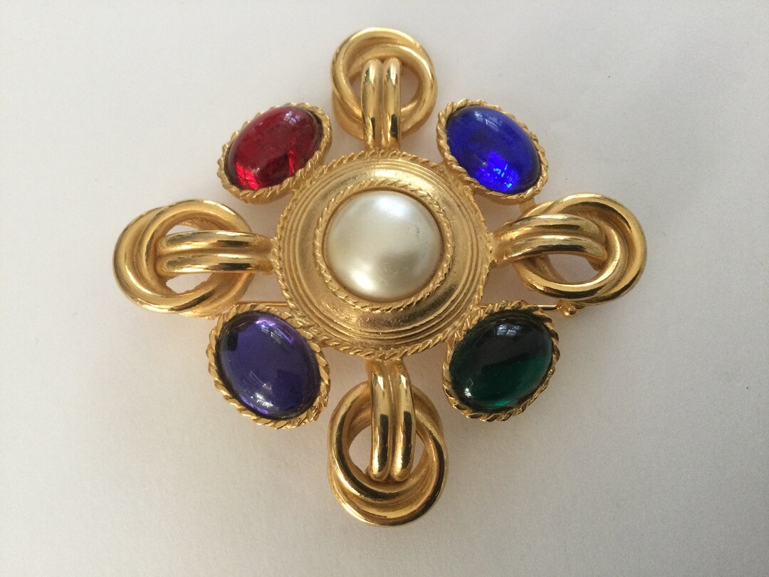 Broche Collier Magnétique Clever Adornments – Fausse Perle – Pour Col, Cravate Ou Siège De Chasse