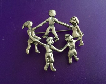 Sterling Children Brooch Boys Girls Playing Baby Shower 925 Mexico Ring-Around- Rosie Hands Teacher Grandmother Mother Nursery School Gift
