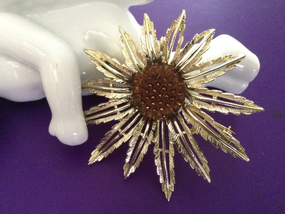 Sarah Coventry Sunflower Brooch Pendant Dimension… - image 5