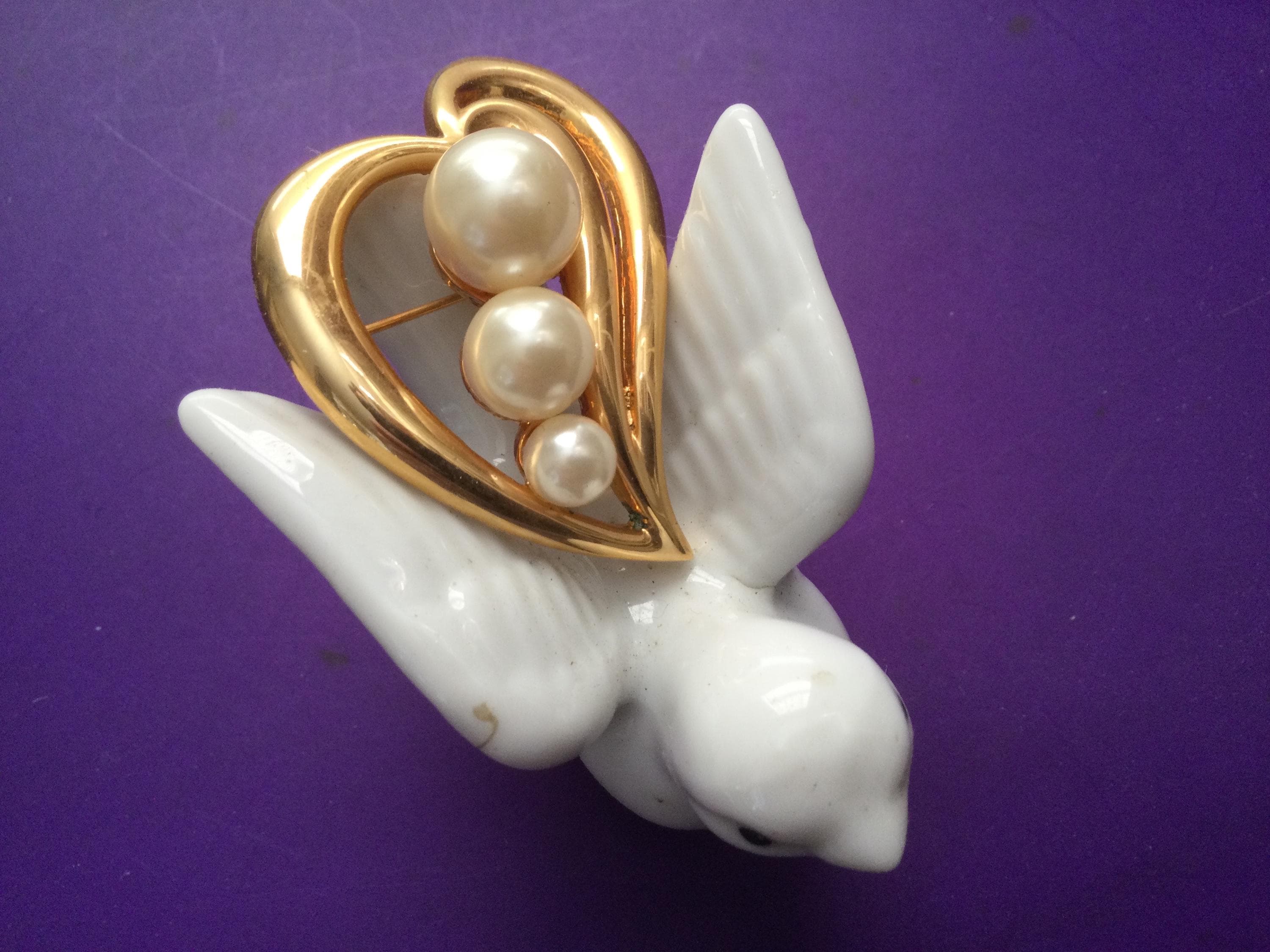 Faux Pearl Love Heart Brooch Pin - Romantic Pearl Heart Safety Pin For Women, Valentine's Day Gift