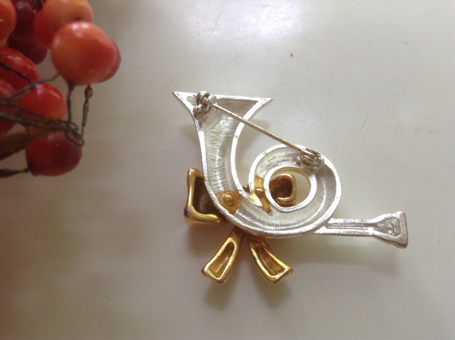 French Horn Brooch Pin English Hunting Horn Replica Christmas Etsy