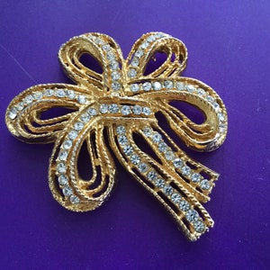 Rhinestone Bow Pin Brooch Ribbon Holiday Costume Statement  Dressy Xmas New Year Stocking Stuffer Vintage Wedding Mother Teacher Gift Bridal