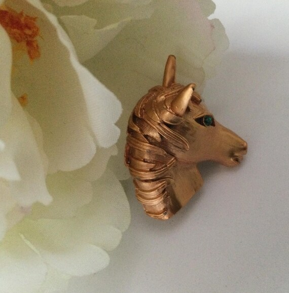 Broche vintage en forme de tête de cheval en dorure de Weiss - France