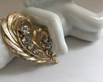 Vintage Rhinestone Feather Brooch Pin Leaf Estate Bride Bridal Accessory Vintage Wedding Ring Pillow Romantic Love Belt Purse Birthday Gift