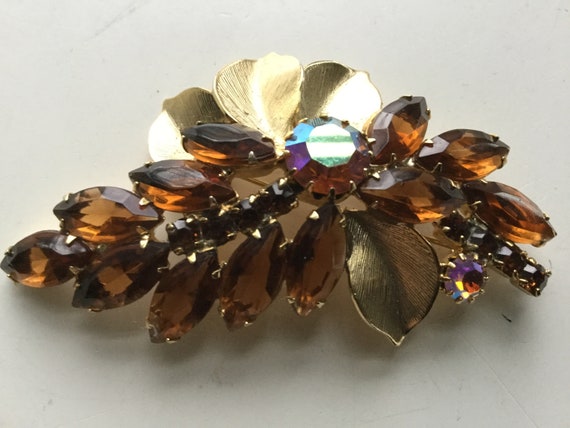 Vintage Topaz Rhinestone Leaf Brooch Pin Aurora B… - image 1