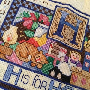 Bordado vintage con el alfabeto "H de hogar" sin marco, decoración infantil, textil decorativo elegante, regalo elegante para compradores de casas