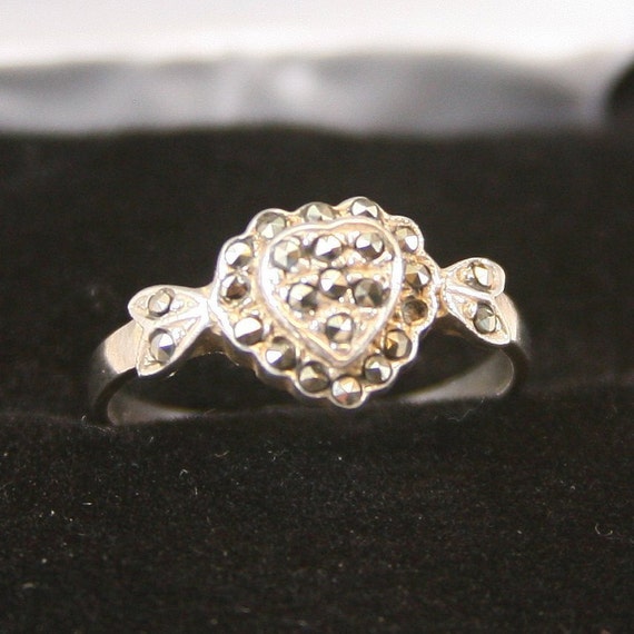 Vintage Sterling Silver Ring 925 Marcasite Heart
