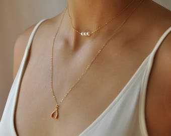 Choker Necklace, Dainty Choker Necklace, Single Pearl Necklace, 14 k gold chain, Dainty Pearl Necklace, NS73