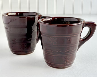 Mar-Crest Stoneware - Pennsylvania Dutch - Daisy Dot - Coffee Cups - Set of 2