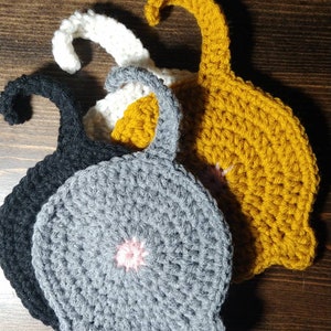 Kitty cat butt coasters w tails