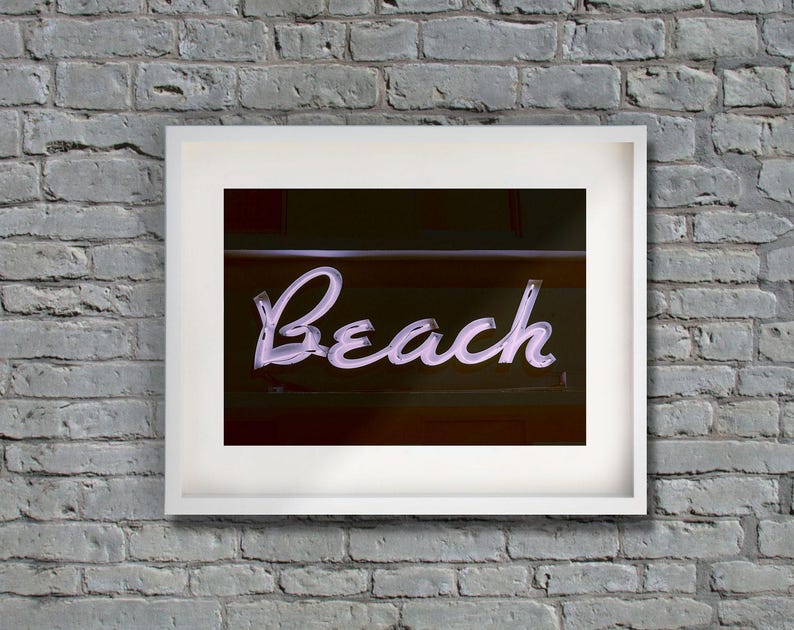Fotografía de letreros de neón de moteles antiguos de Miami Beach, arte retro costero cinematográfico, decoración de casas de playa. imagen 4