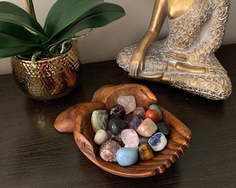 Natural Wood Offering Hands-Crystal Bowl-Crystal Holder-Wood Bowl-Offering Bowl-Jewellery Plate-Wooden Hands-Carved Wood-Trinket Dish