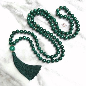 Grade AA MALACHITE Mala-Mala Necklace-Mala Beads-Gemstone Mala-108 Bead Mala-Meditation Mala-Crystal-Green-Yoga-Knotted-Boho-Tassel-Mantra