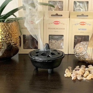 Cauldron-Small Cast Iron Cauldron With Lid-Incense Burner-Charcoal Burner-Altar Tools-Witchy Tools-Spell Tools-Witchcraft Supplies-Ritual