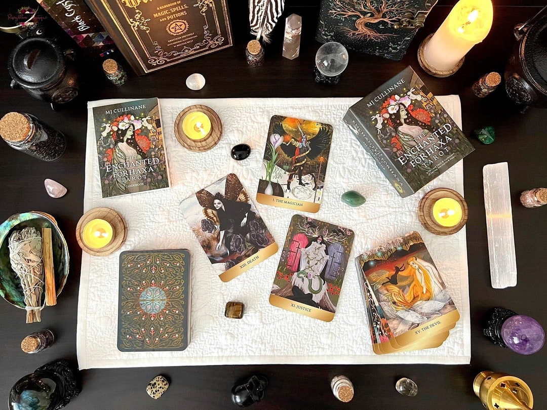 洋書 KAZANLAR TAROT s-l400.jpg