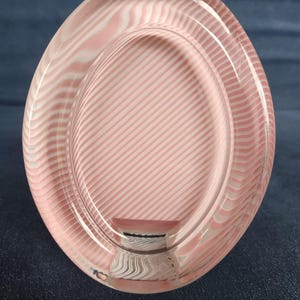 Vintage Mikasa Oval Glass Picture Frame, 1980s Retro Pink Striped Crystal Photo Frame, Postmodern Japan Dopamine Decor, Pastel Art Glass